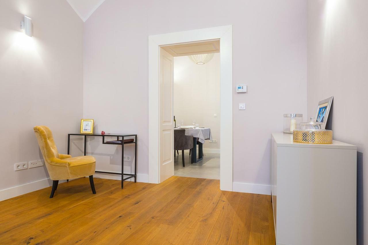 Deluxe Apartment Talia Zagreb Exteriör bild